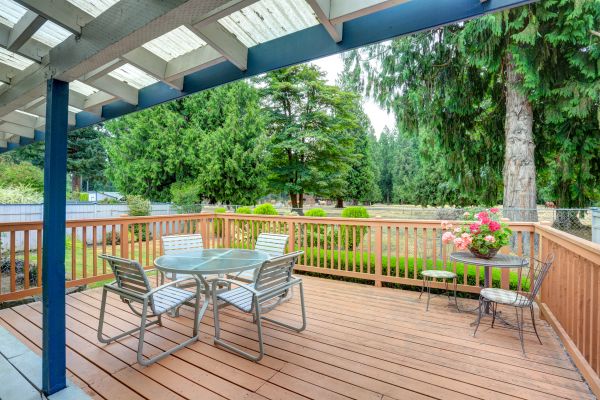 Cost of Deck Carpentry Service in Federal Way